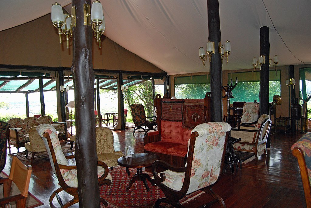 serengeti camps