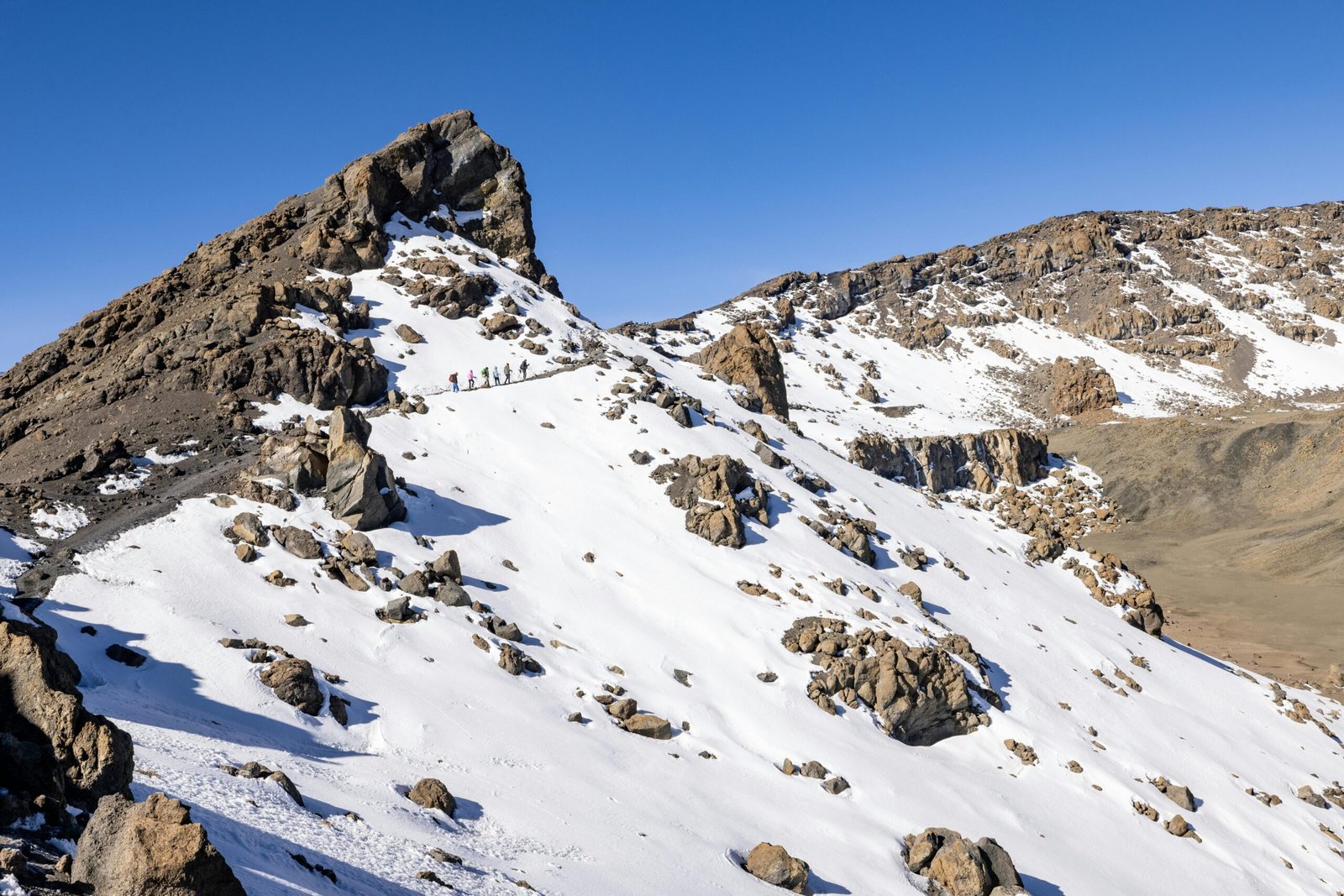 Why Hiking Kilimanjaro in the Dry Season Raises Your Summit Success 1 pexels balazsimon 15994039 scaled